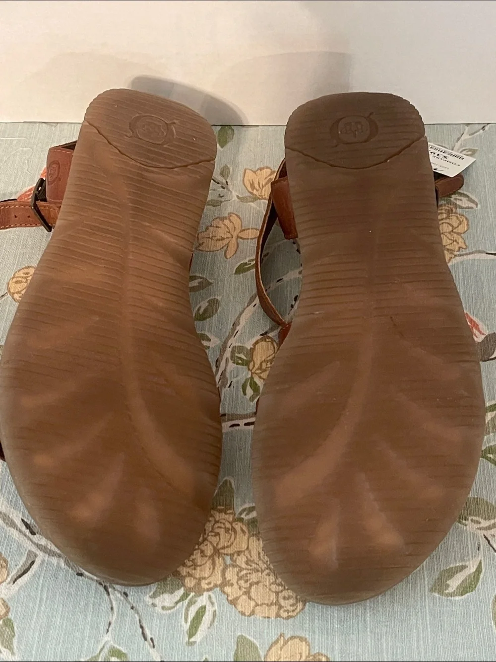 NWT Born Kailee Light Brown Leather Strappy Slingback Sandals